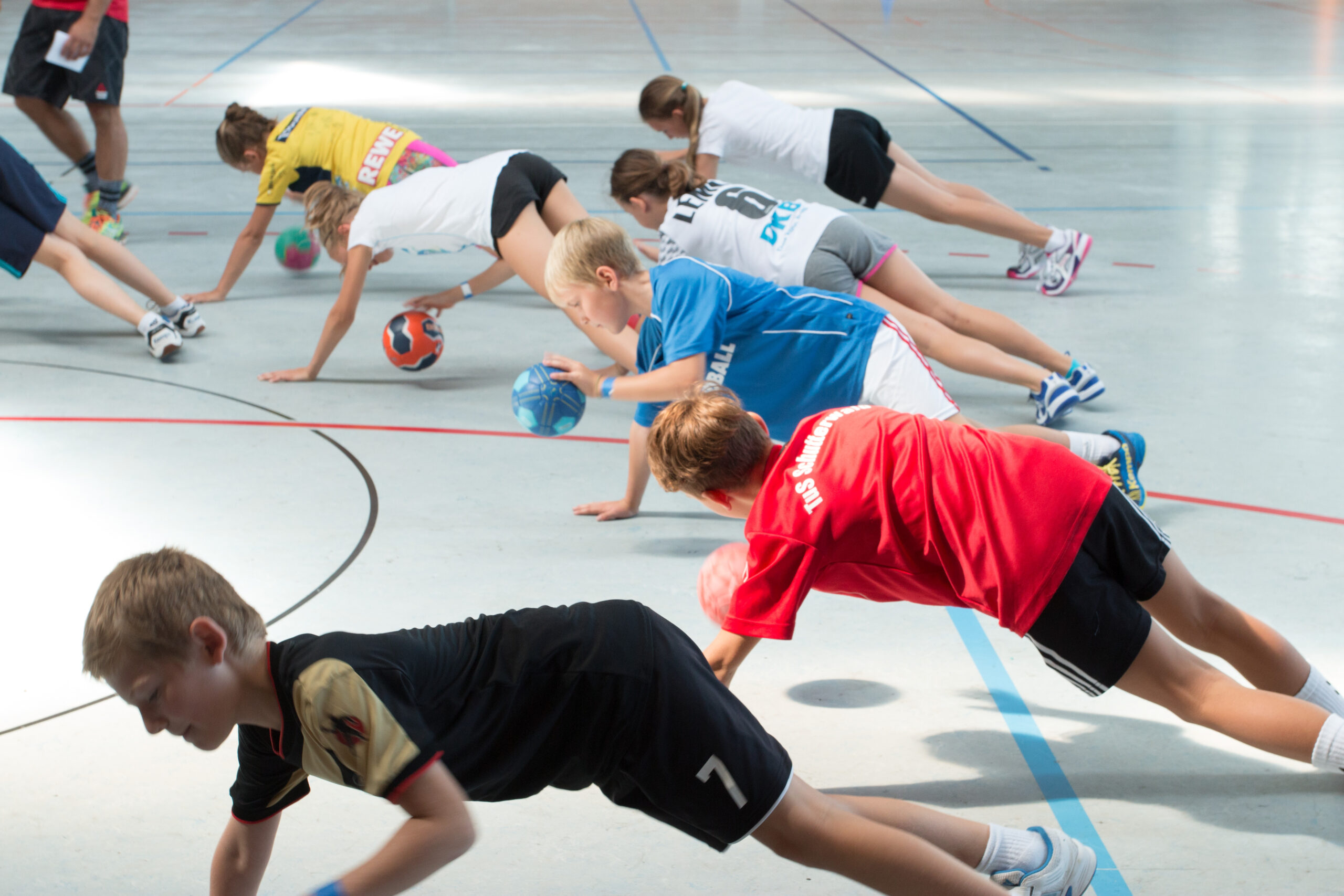 Read more about the article Handball Union Freiburg organisiert Handball-Camps in den Sommerferien